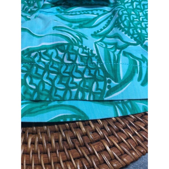 Lilly Pulitzer Shorts Green /Blue/White Tropical Print size 0 - Picture 9 of 9